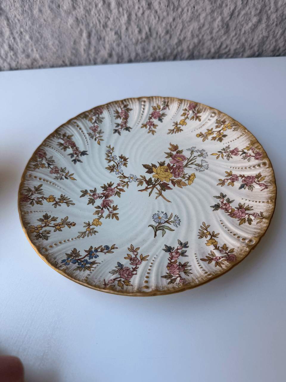 Чайная пара (чашка и блюдце) Louis XV, Sarreguemines, Франция, изображение 7 из 8