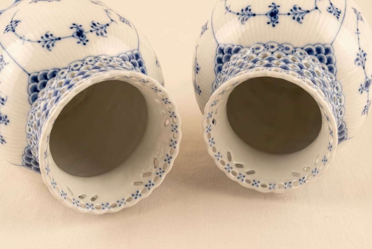 Ваза парная Royal Copenhagen «Blue Fluted Full Lace», изображение 3 из 4